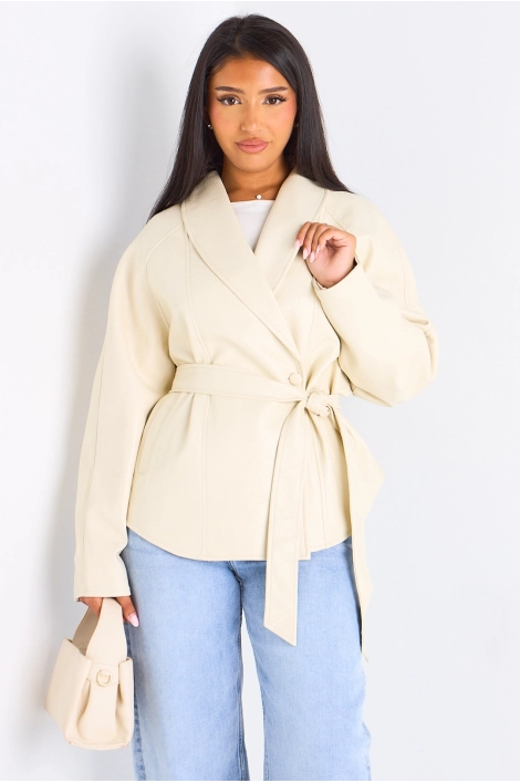 Veste mi-longue en simili cuir crème