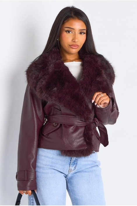 Veste mi-longue en simili cuir à col en fourrure de couleur prune