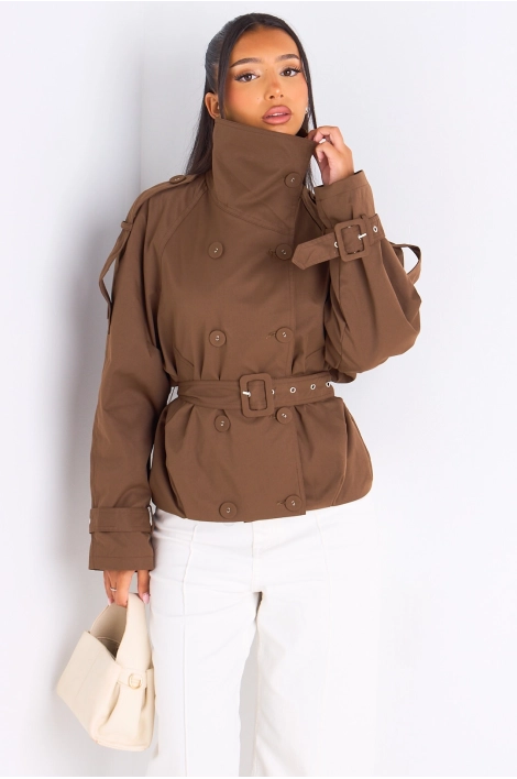 Trench court marron ceinturé