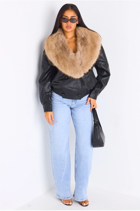 Veste en simili cuir noir à fourrure beige