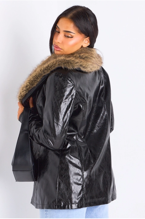 Veste simili cuir noire à empiècement fourrure