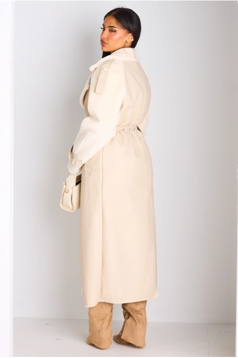 Manteau long en simili cuir avec empiècement polaire beige