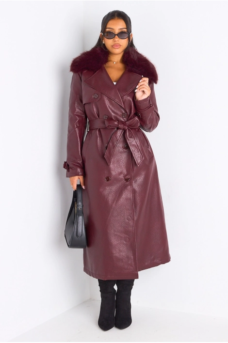Manteau long en simili cuir bordeaux à empiècement fourrure