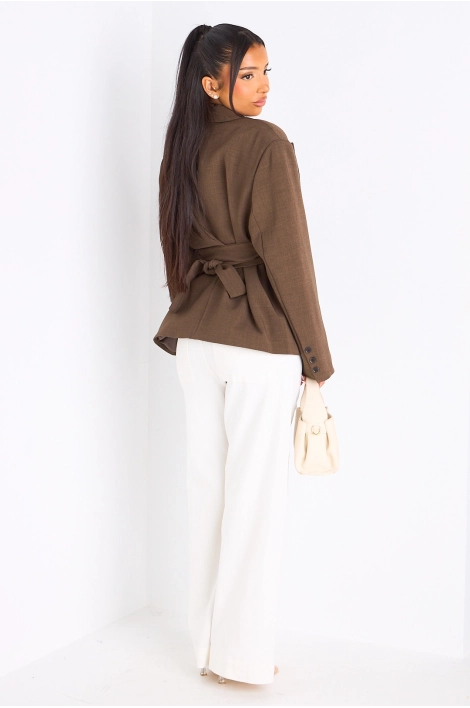 Veste blazer marron à coupe droite ceinturée