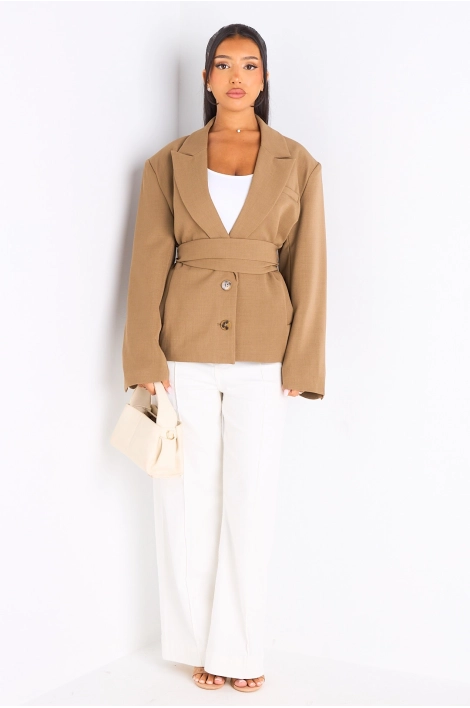 Veste blazer camel à coupe droite ceinturée