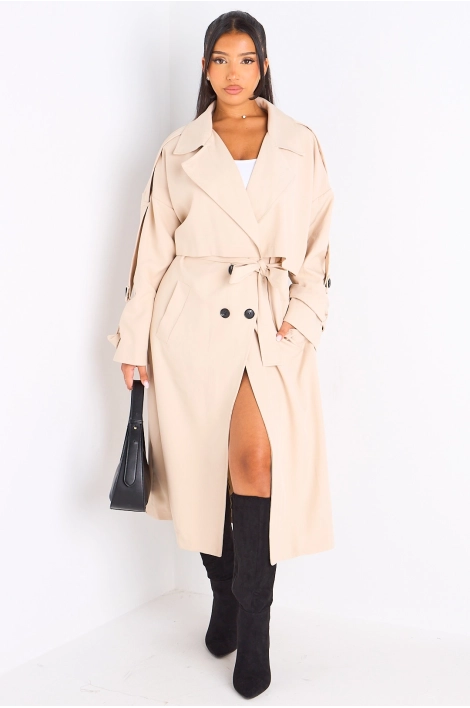 Trench long de couleur beige