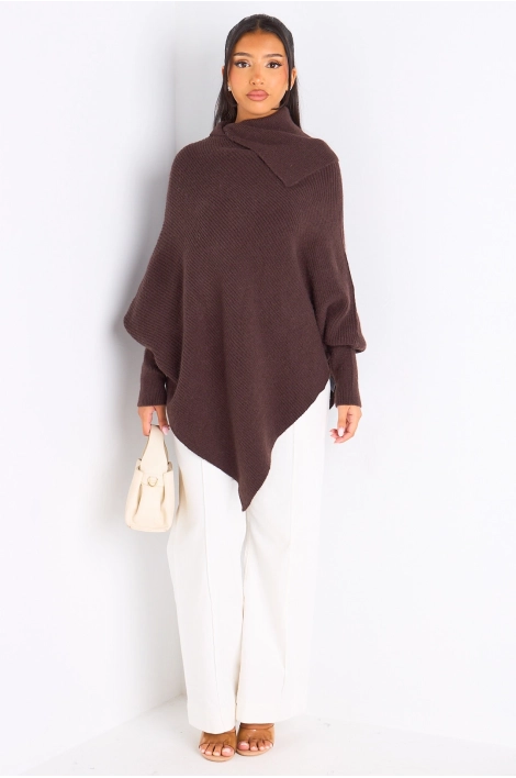 Pull en laine marron à manches chauves-souris