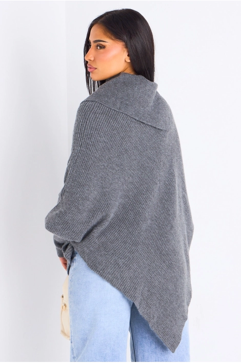 Pull en laine gris à manches chauves-souris