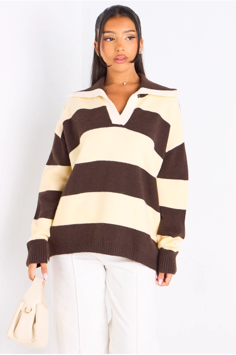 Pull en laine marron à rayures beiges