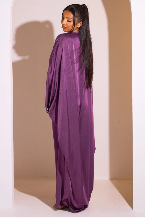 Abaya violette à col v perlé