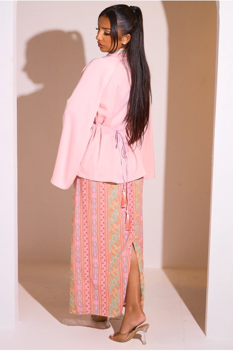 Ensemble 2 pièces : blouse + jupe rose à motifs colorés