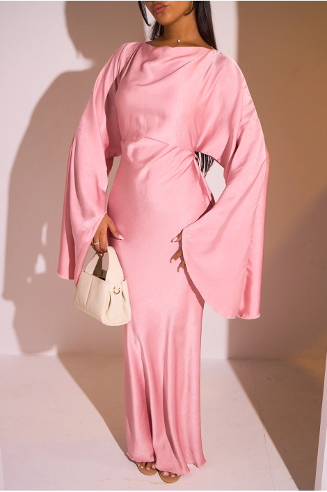 Robe rose à manches pagode
