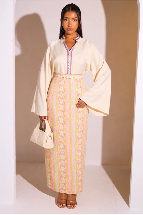 Ensemble 2 pièces : blouse + jupe jaune à motifs colorés