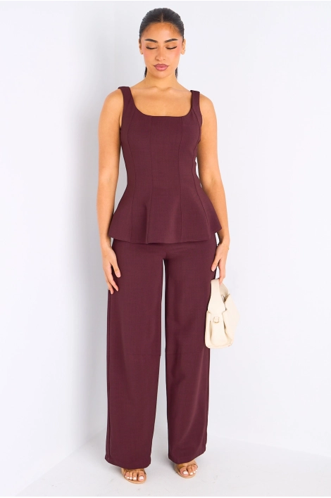 Ensemble deux pièces prune haut à bretelles + pantalon tailleur à coupe droite