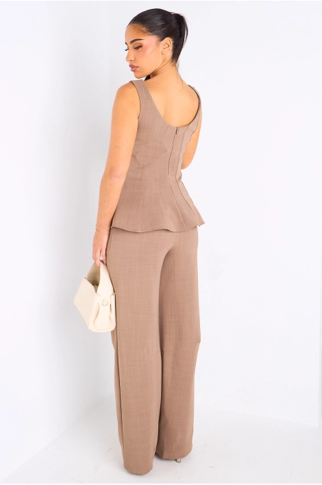 Ensemble deux pièces taupe haut à bretelles + pantalon tailleur à coupe droite