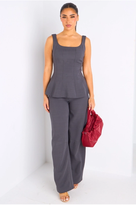 Ensemble deux pièces gris haut à bretelles + pantalon tailleur à coupe droite
