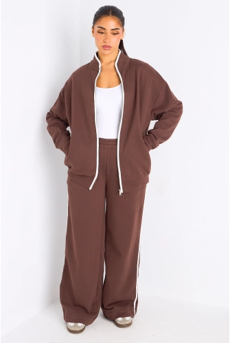 Ensemble deux pièces marron à bandes blanches veste + jogging coupe droite