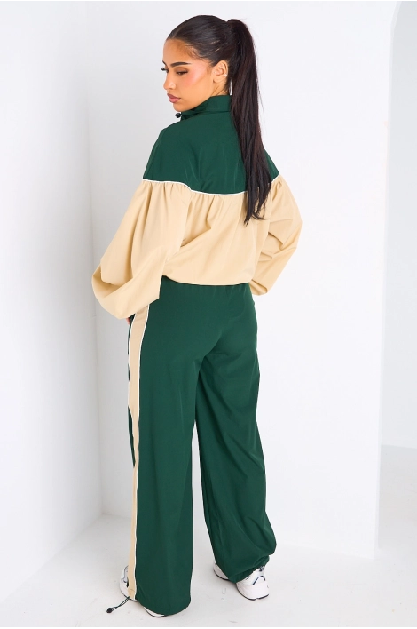 Ensemble deux pièces veste + jogging vert et beige