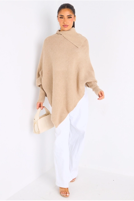 Pull en laine taupe à manches chauves-souris