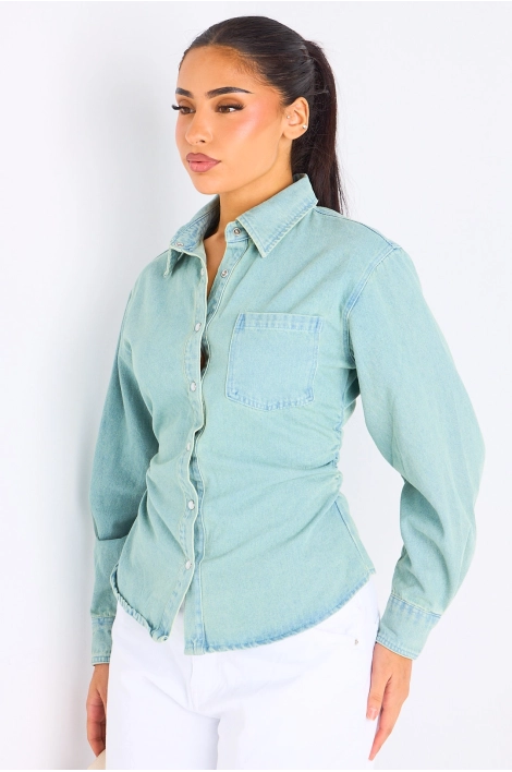 Chemise cintrée en Jean's bleu effet délavé