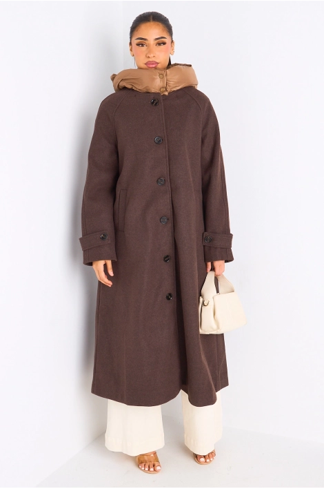 Manteau long texturé marron à capuche bi-matière