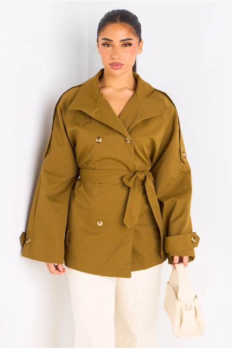 Manteau vert ceinturé à col rabat