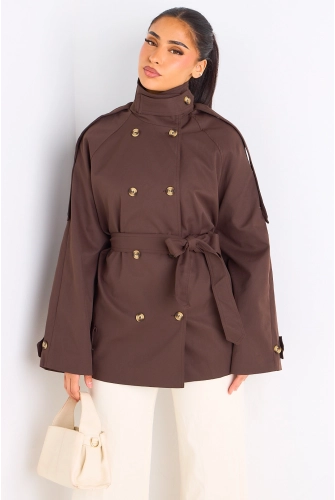 Manteau marron ceinturé à col rabat