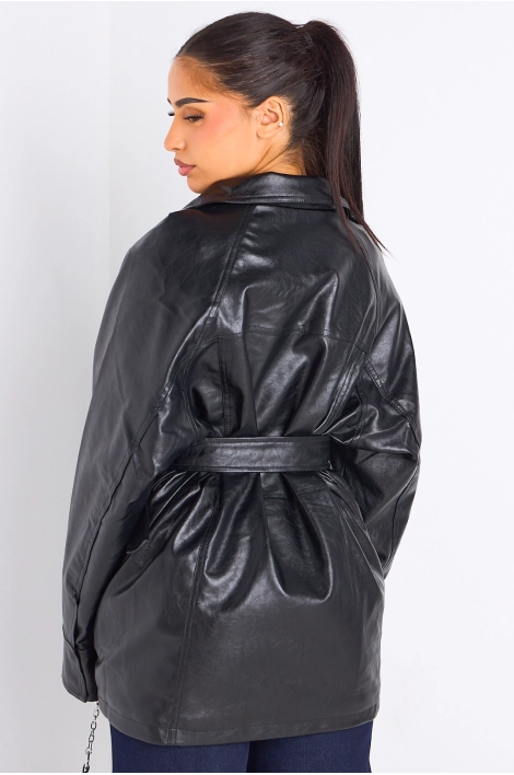 Manteau noir en simili cuir cintré