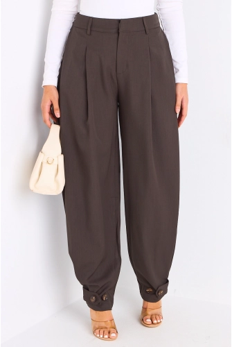 Pantalon marron à bas de jambes ajustables