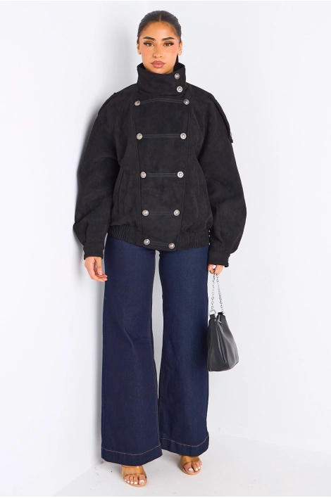 Manteau noir en suédine à effet boutonné