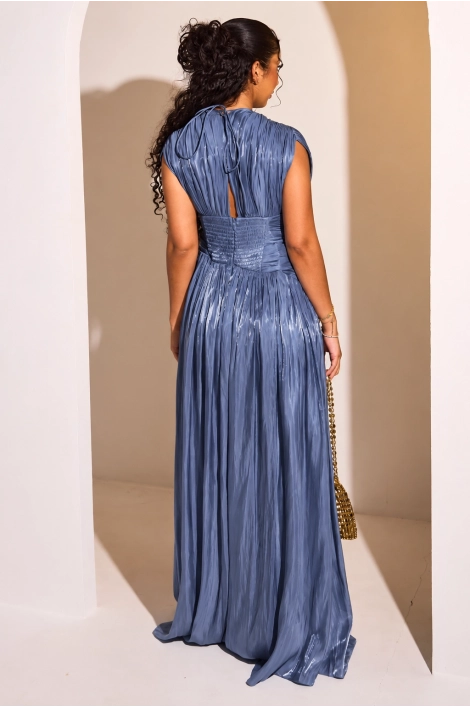 Robe bleu gris satinée à manches courtes et effet drapé