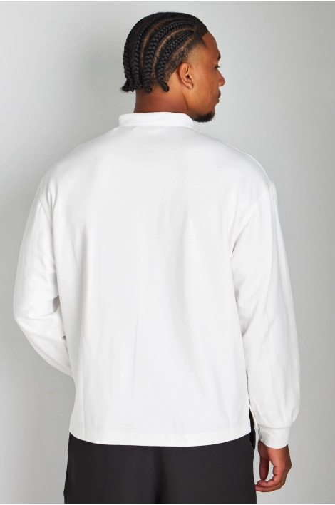 Tee-shirt blanc à manches longues et col rabat