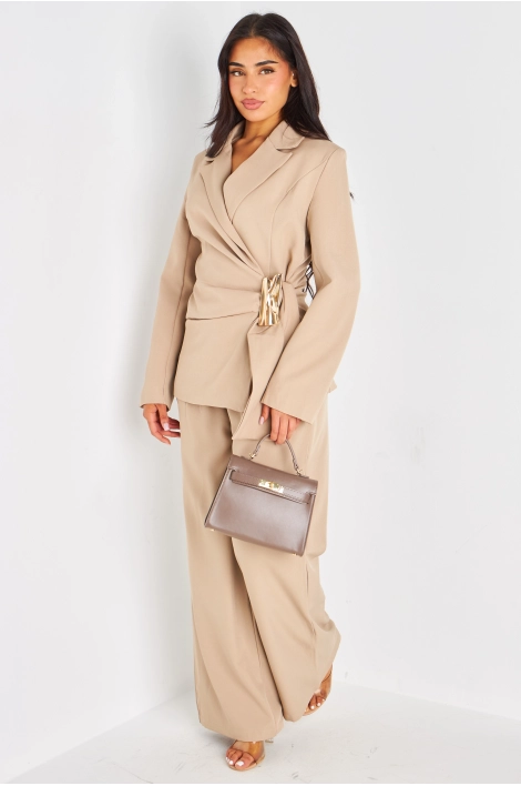 Ensemble tailleur deux pièces taupe veste blazer à broche + pantalon