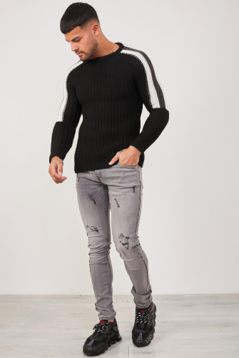 Pull en maille blanc épaules noires
