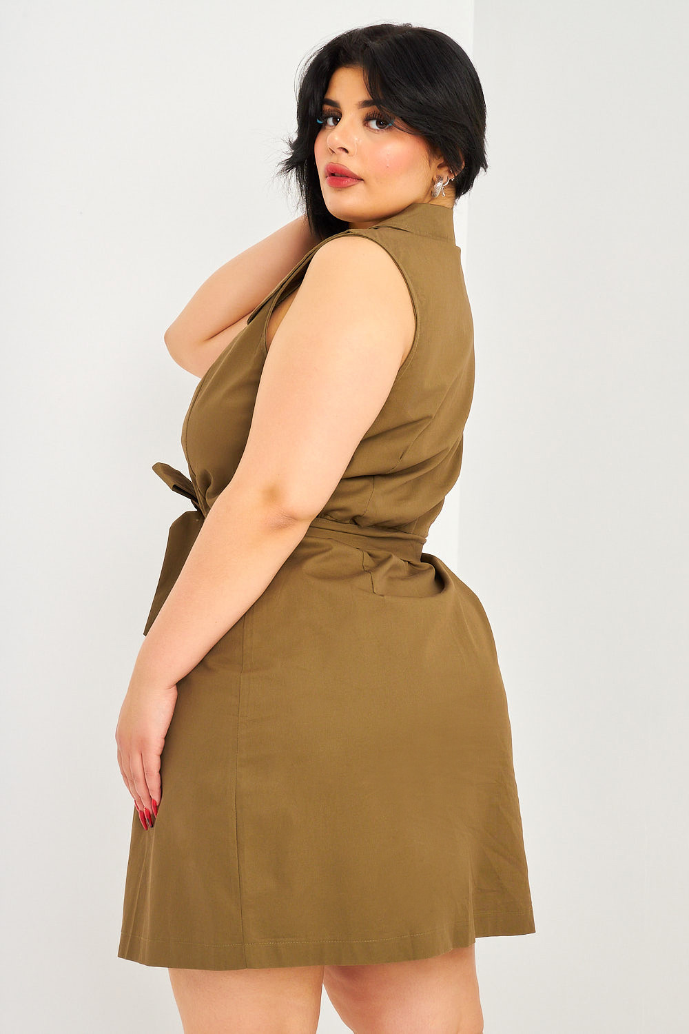 Robe saharienne beige sans manches
