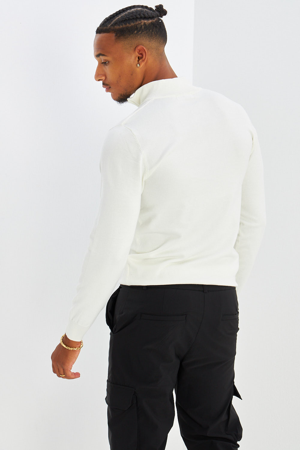 Pull blanc col zippé