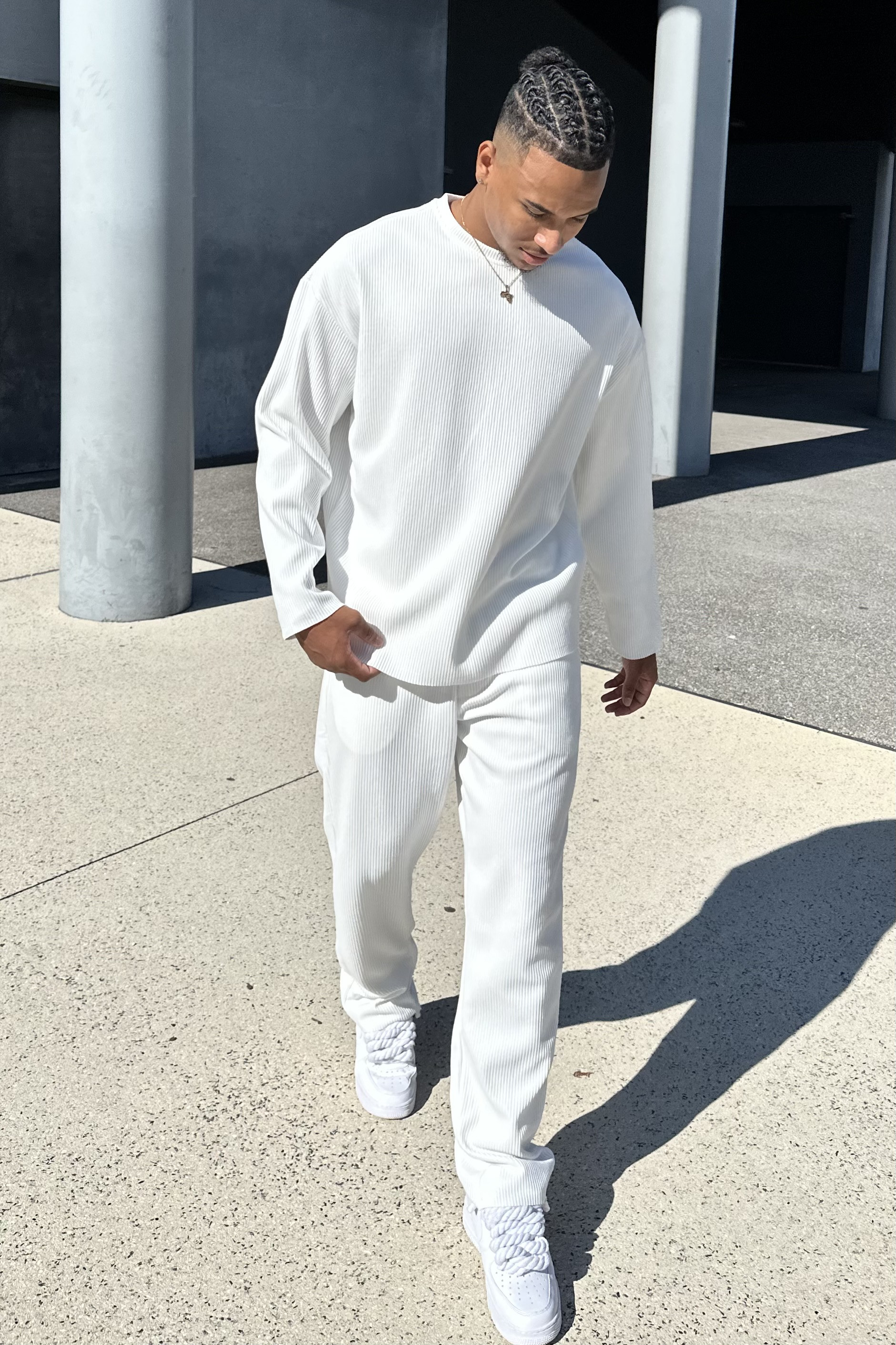 Two-piece set: white sweater and pants