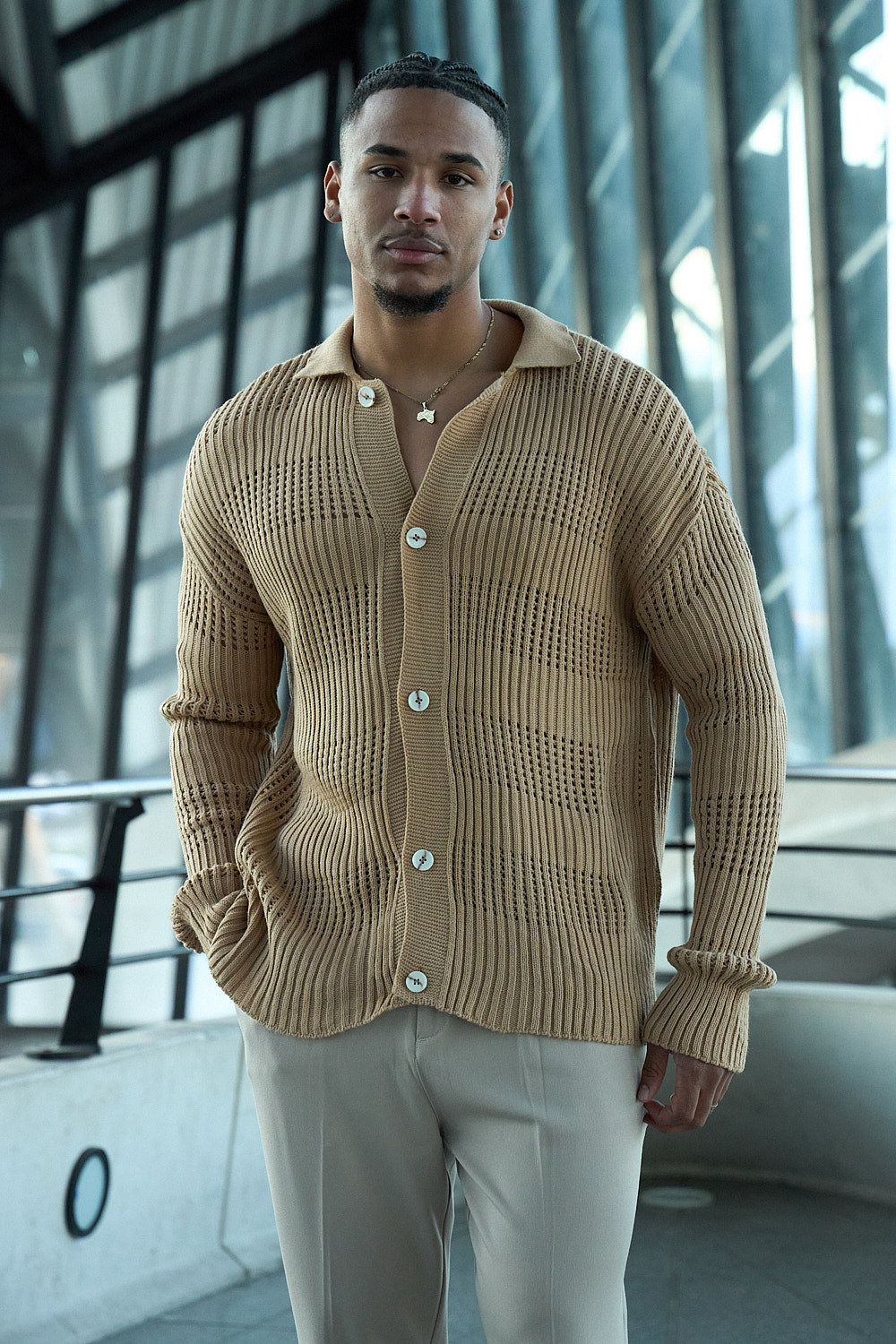 Gilet en maille ajourée camel