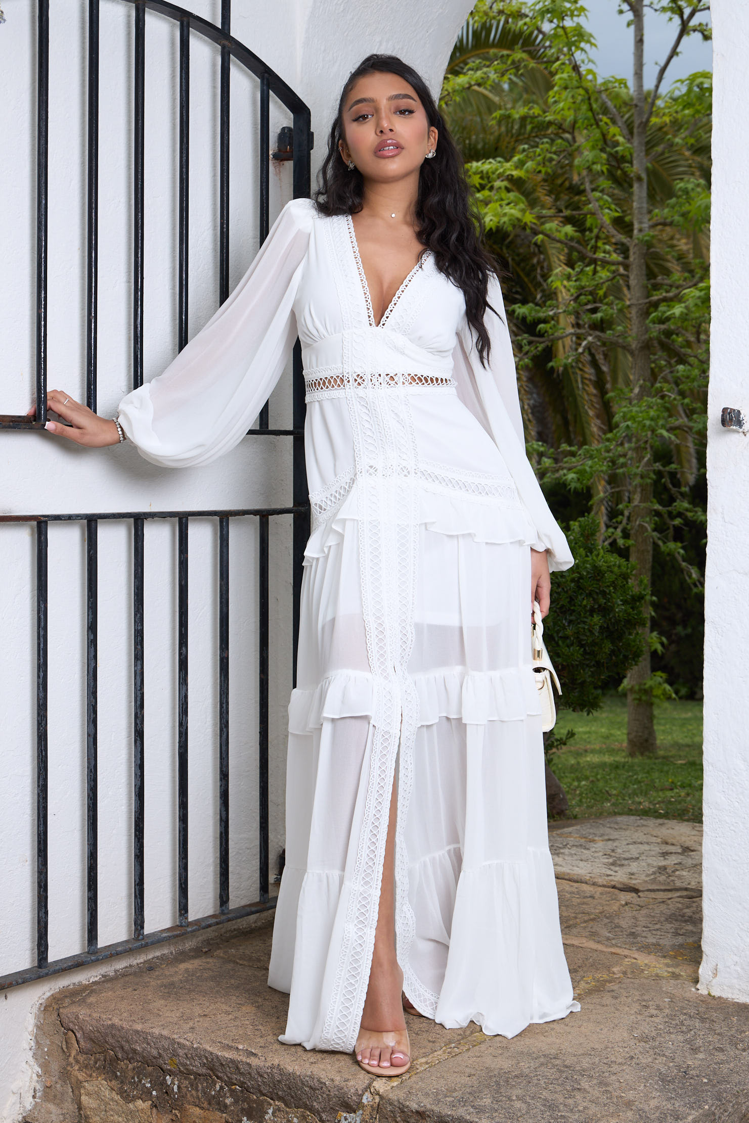 Robe longue blanche à empiècement crochet