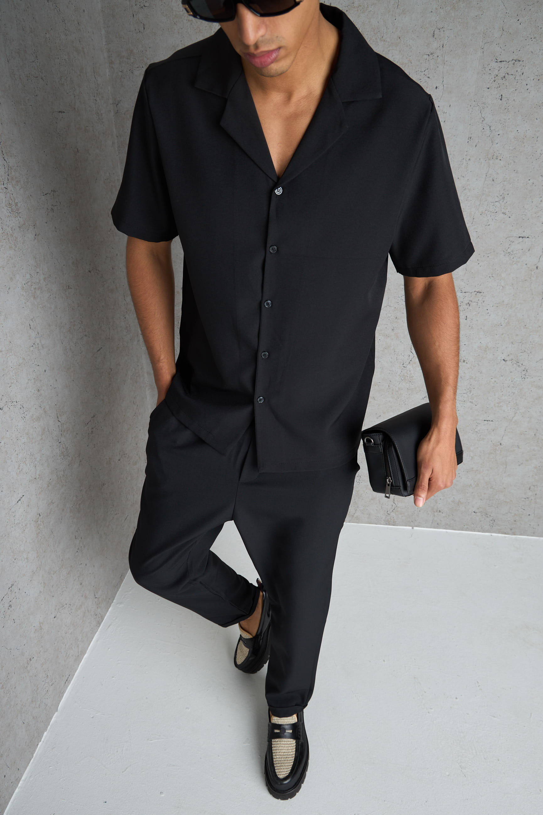 Ensemble 2 pièces chemise + pantalon noir