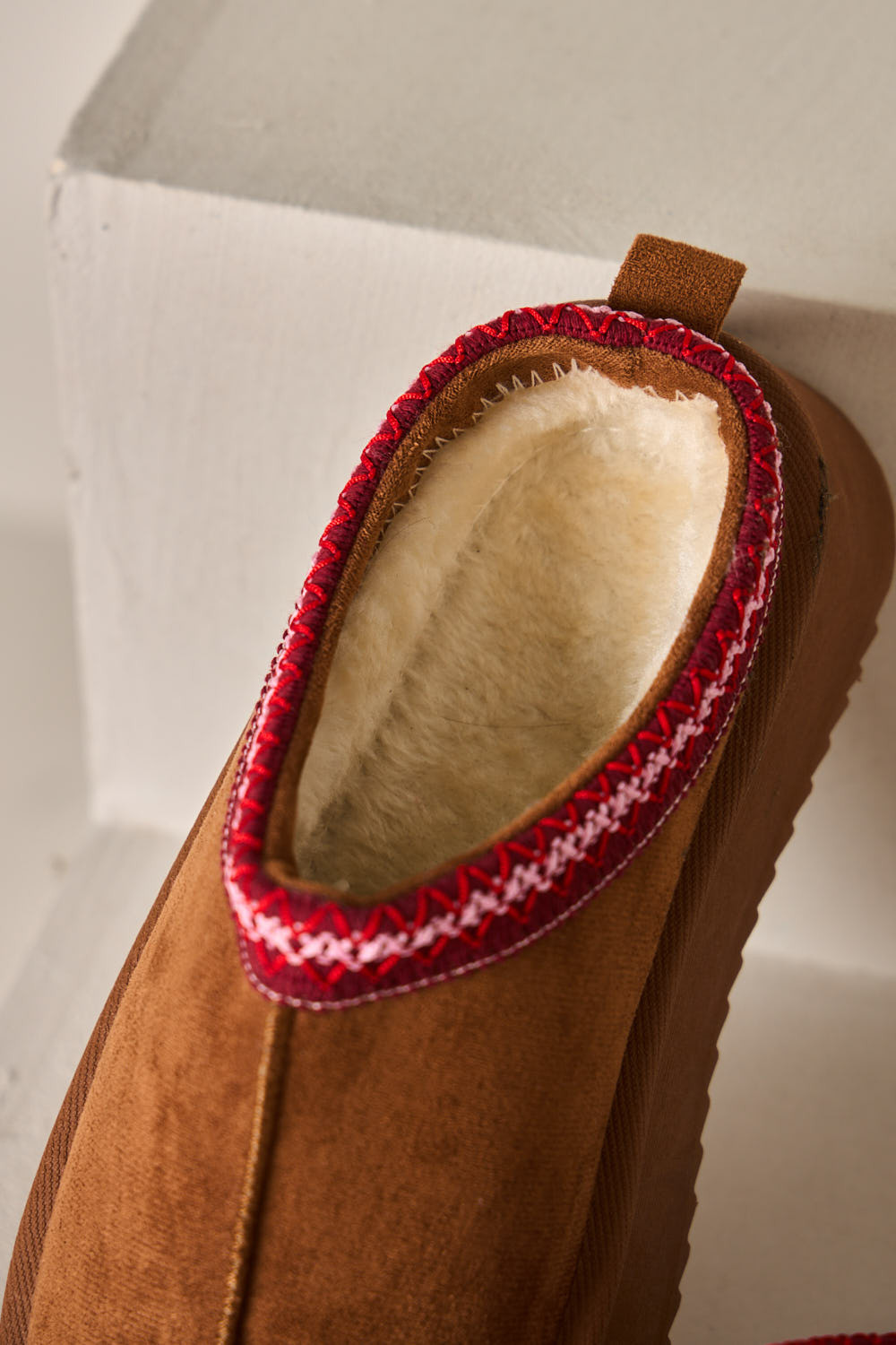 Bottines chaussons en velours compensés