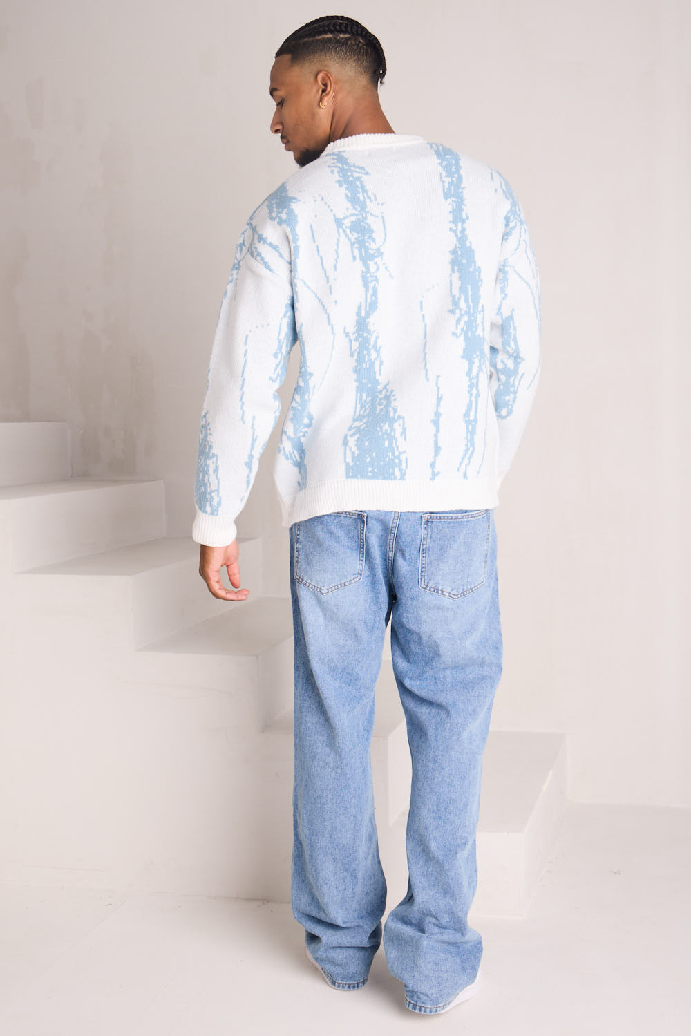 Pull en maille bleu clair à motif