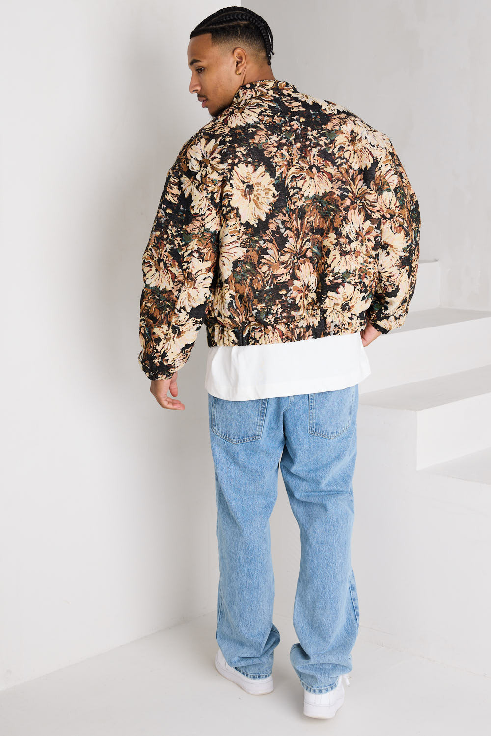 Veste imprimée noir à motif fleuri