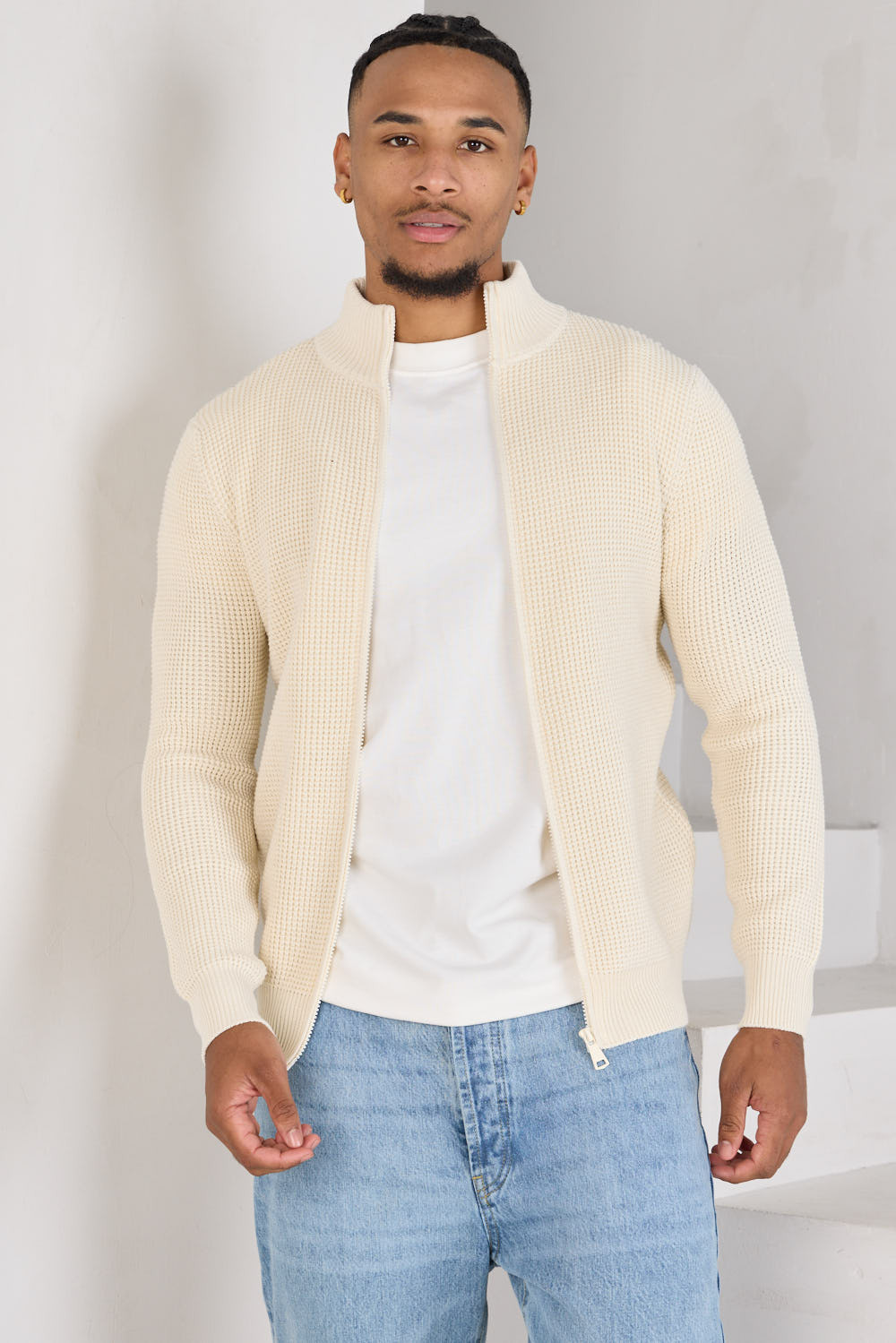 Gilet zippé en maille écru