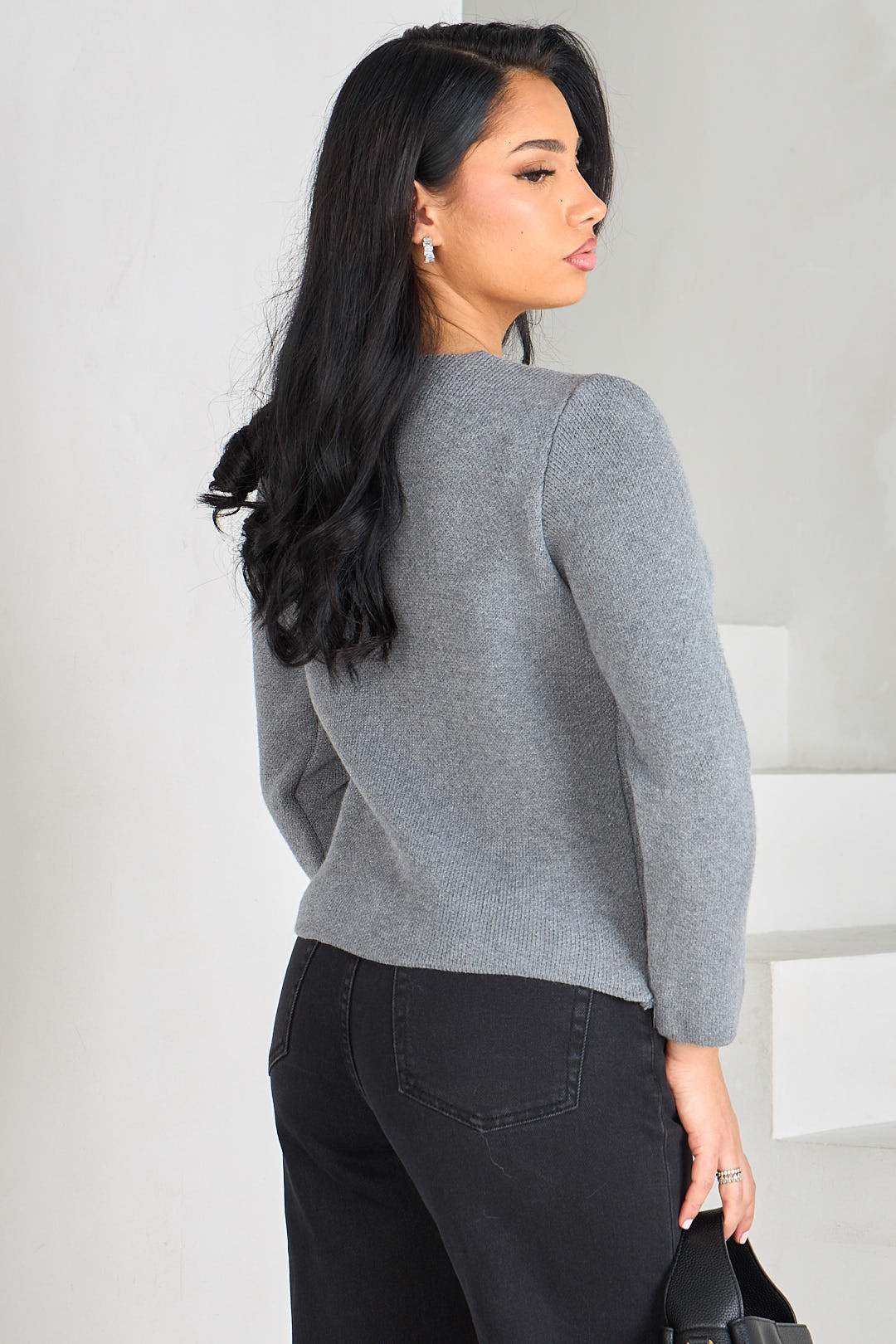 Gilet en maille gris à boutons croisés