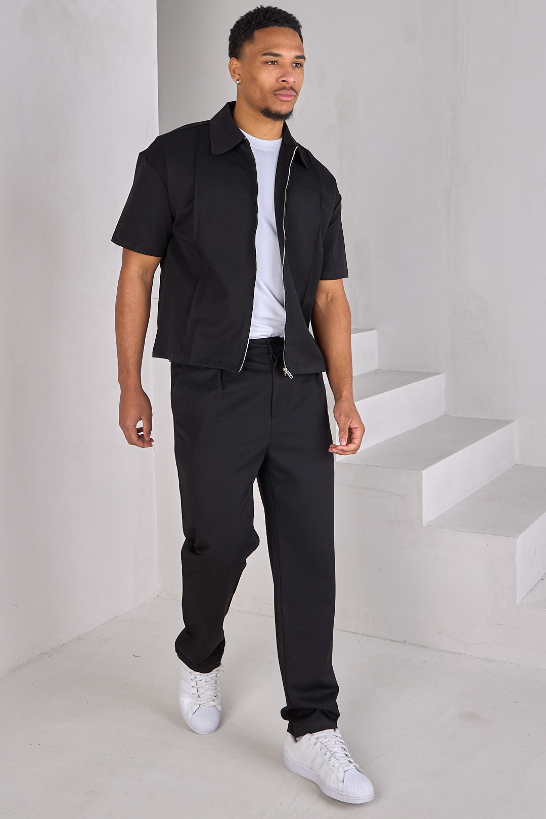 Ensemble 2 pièces chemise zippée + pantalon noir