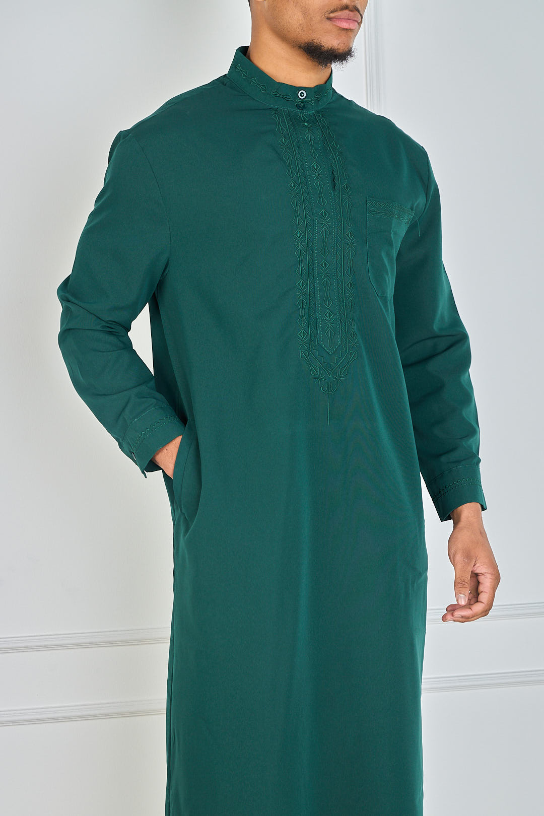 Qamis Vert sapin Street Class  Style Élégant et Urbain