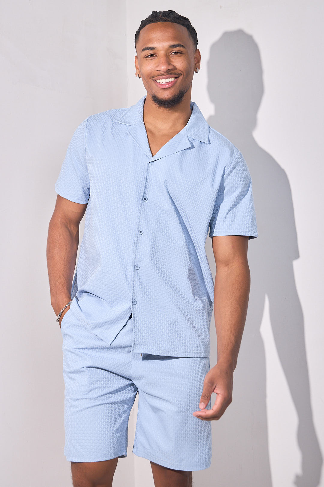 Ensemble 2 pièces à motifs brodés chemise + short bleu