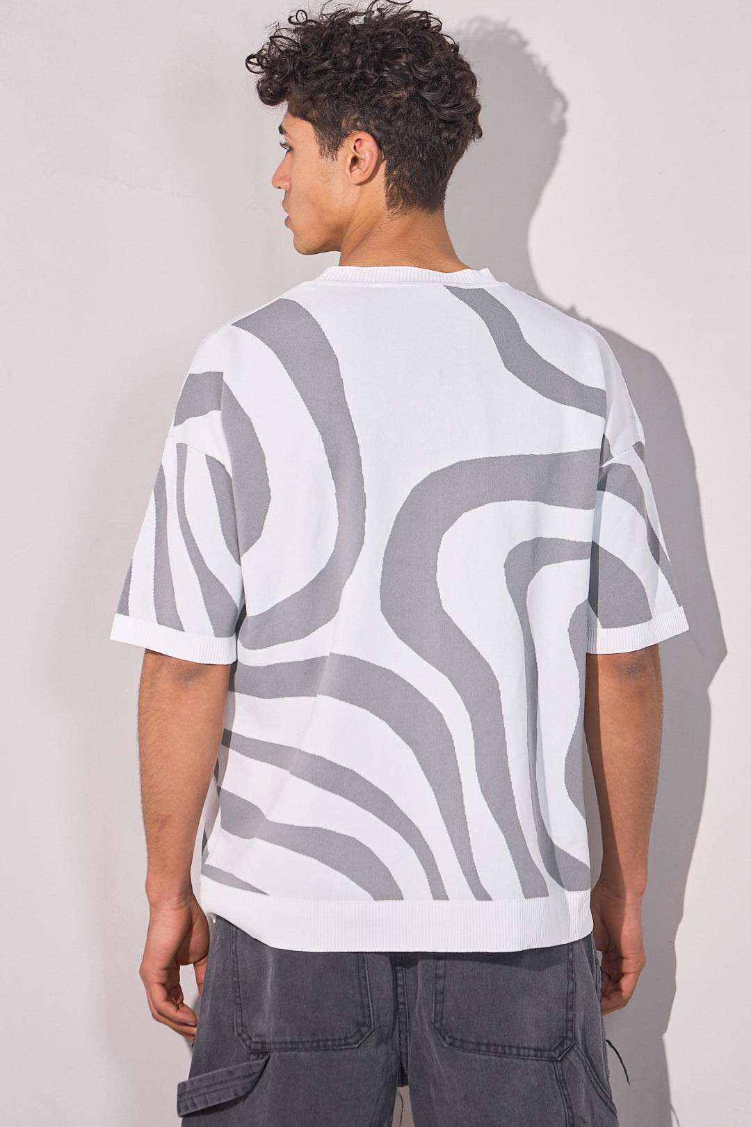 Pull à manches courtes bicolore blanc et gris