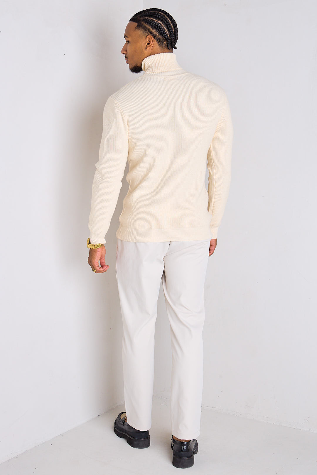 Pull à col roulé blanc cassé